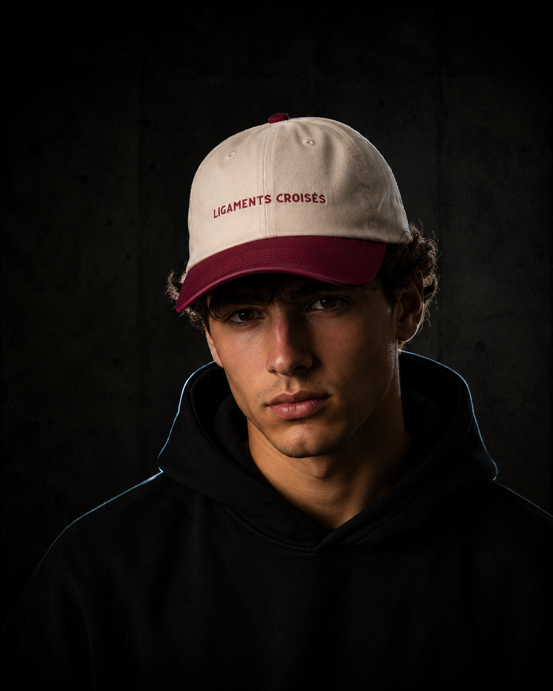 Casquette Vintage - Ecru Rouge - Logo lettres - Porte